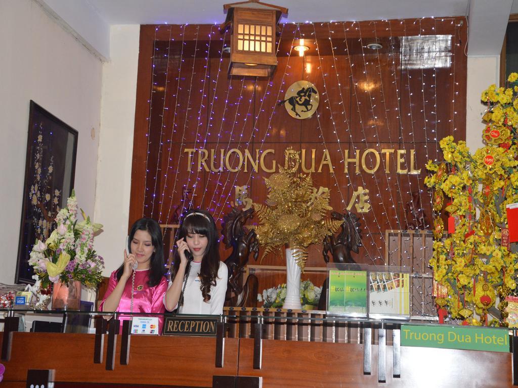 Truong Dua Hotel Хошимин Екстериор снимка